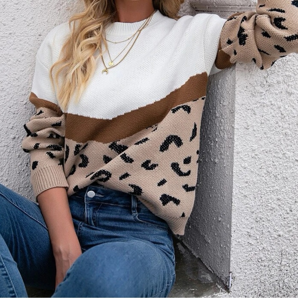 New color-block leopard print sweater